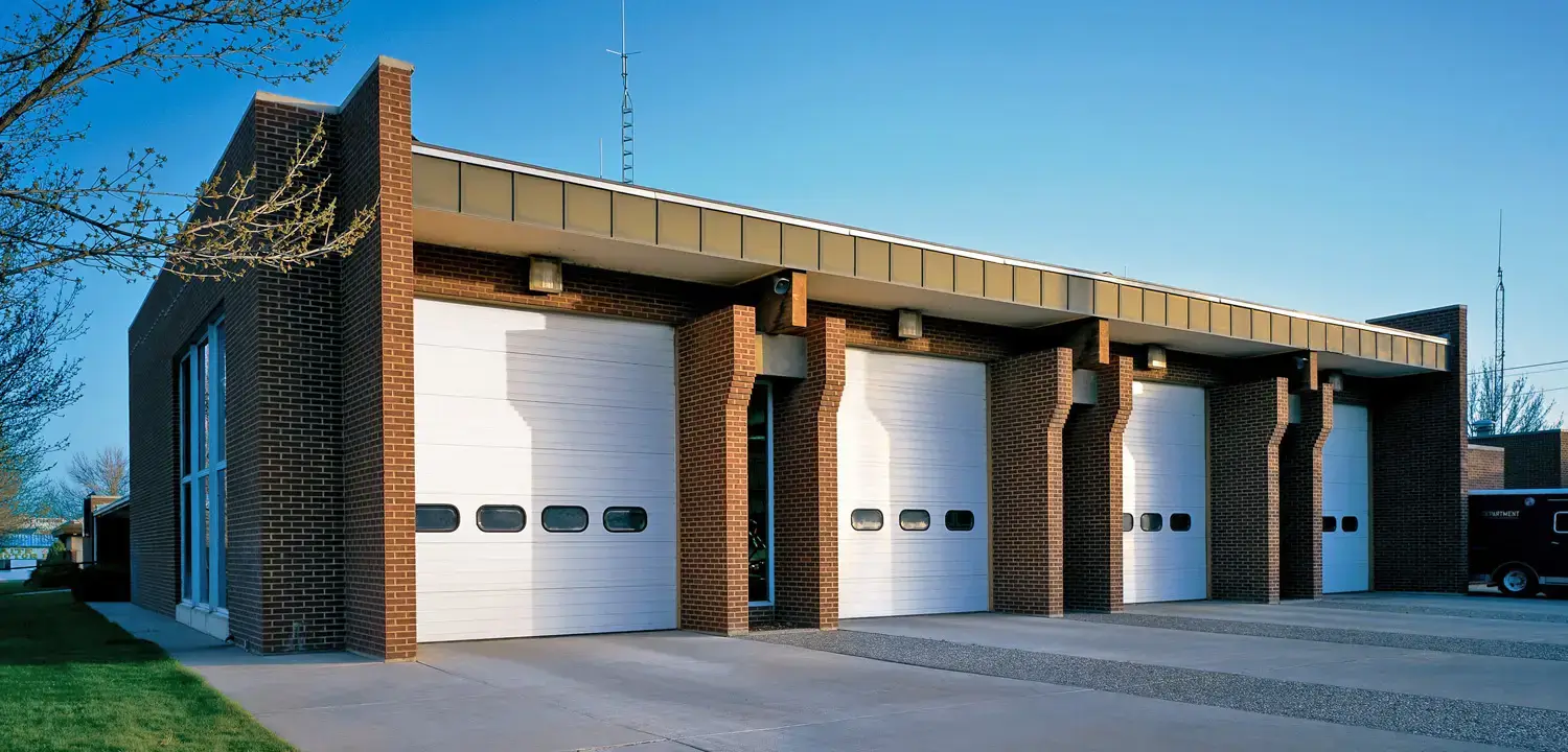 Professional garage door repair in Floresville